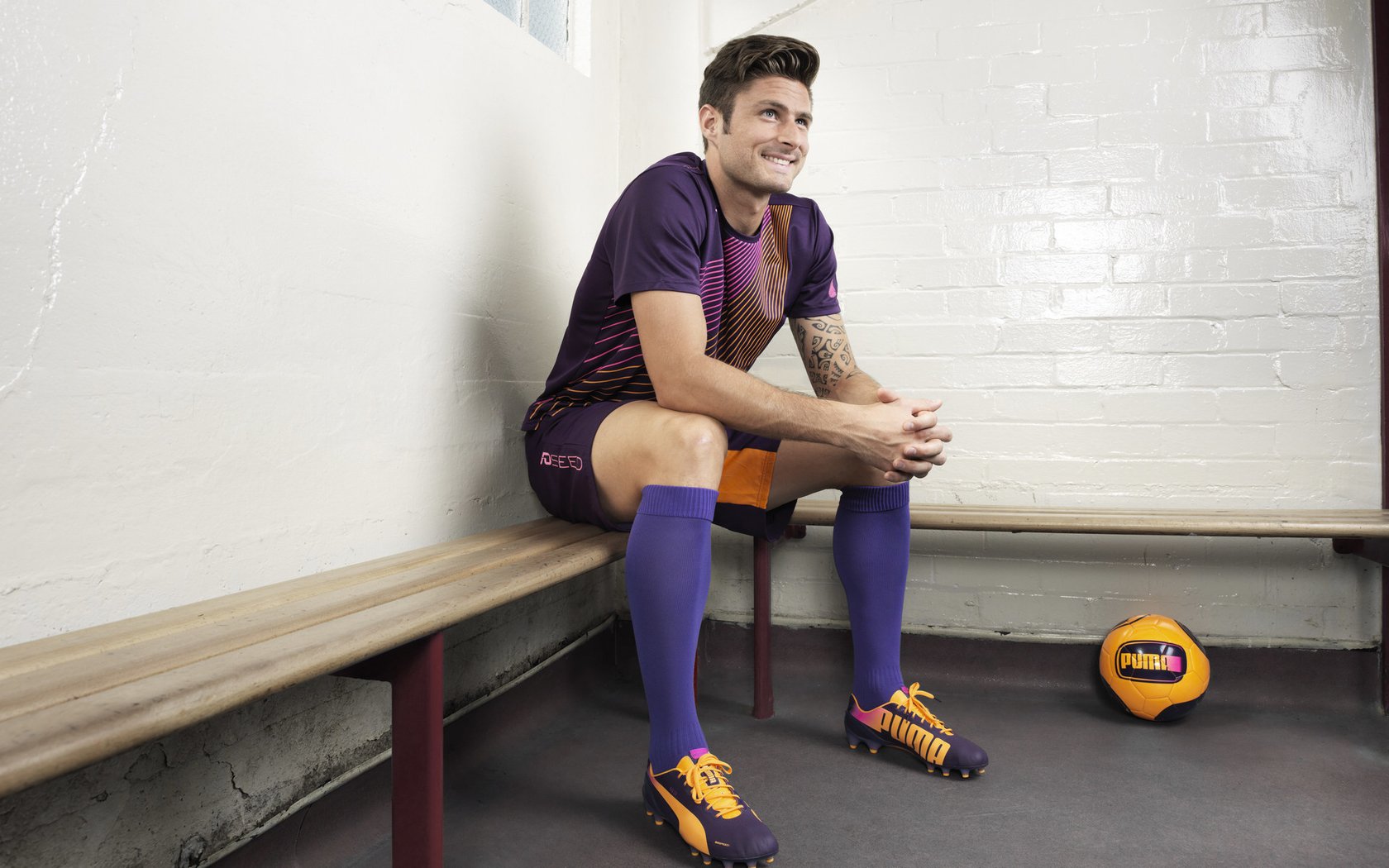 伊普斯维奇城引进新援，提升实力，伊普斯维奇球衣